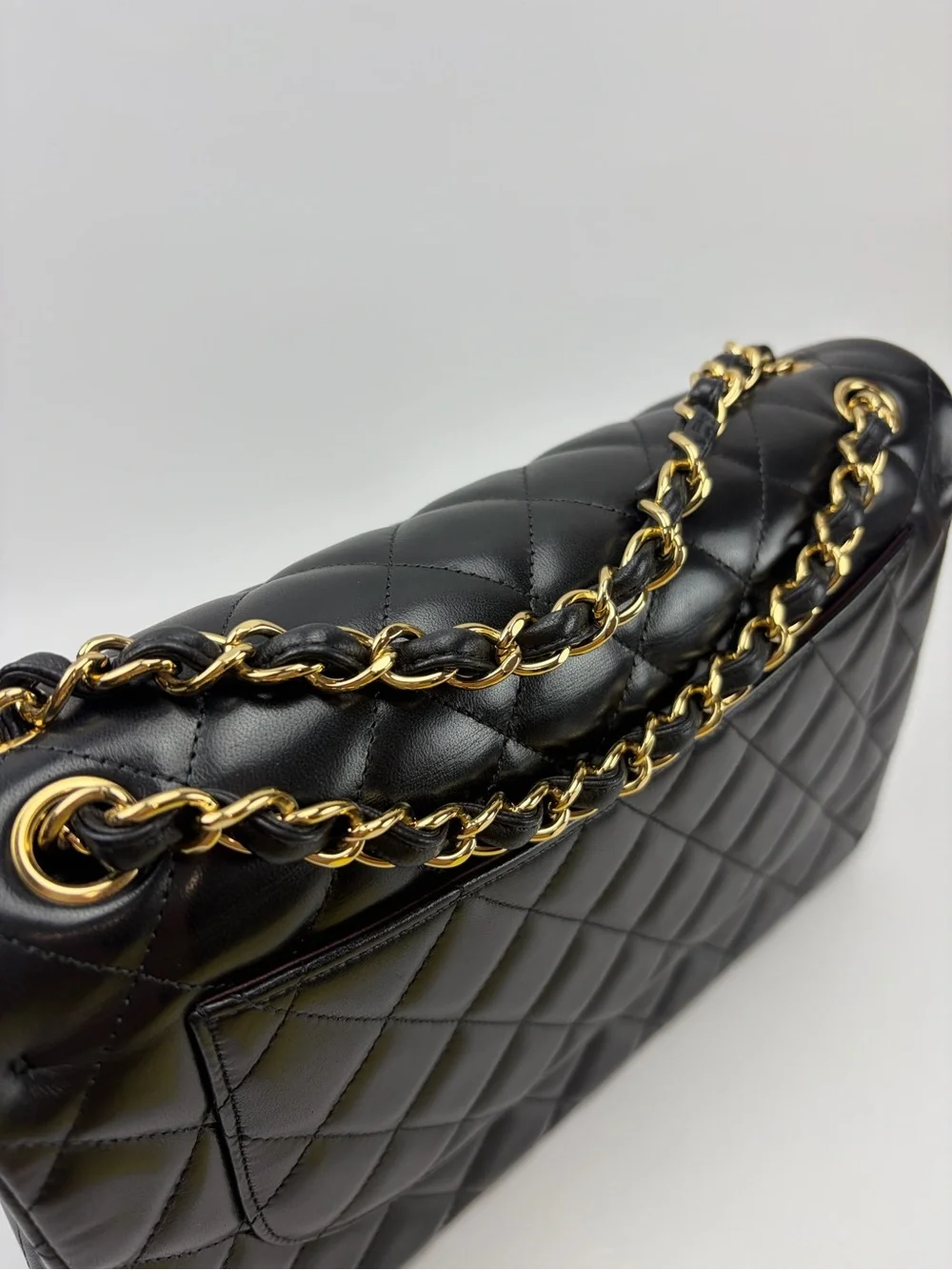 CHANEL classic quilted